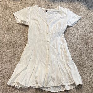 *NEVER WORN* Universal Thread Linen Dress